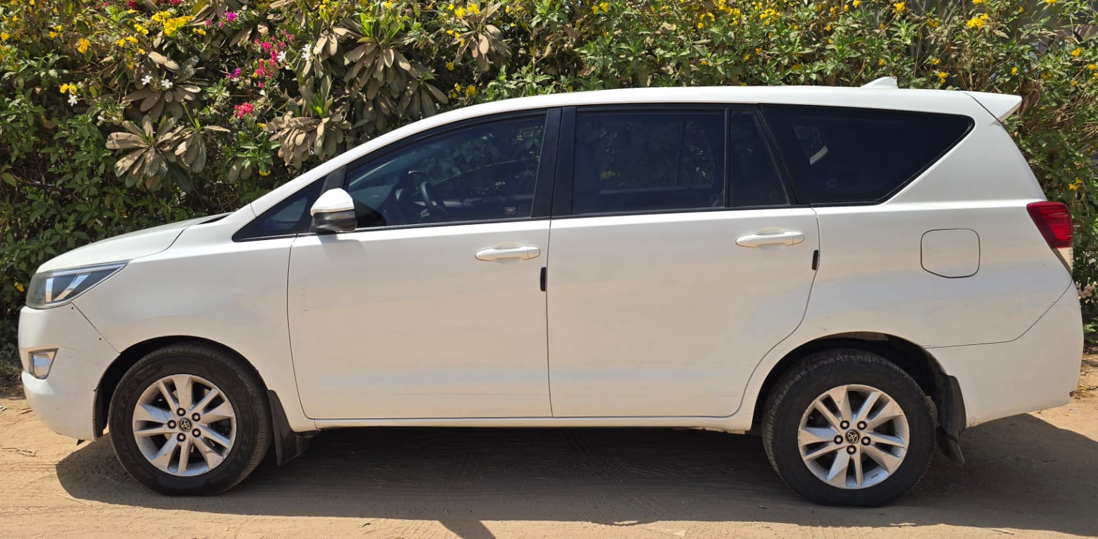 ganesh-innova-4567-left