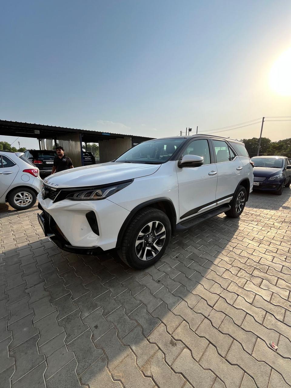 karan-fortuner-5001-left