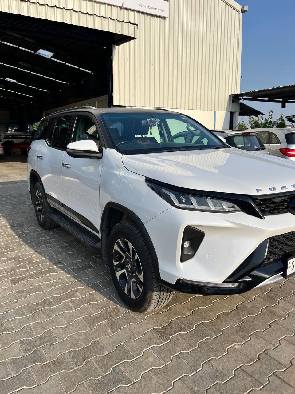 karan-fortuner-5001-right