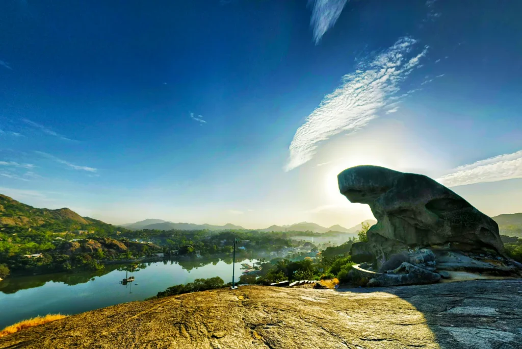 Toad Rock ,mount abu
